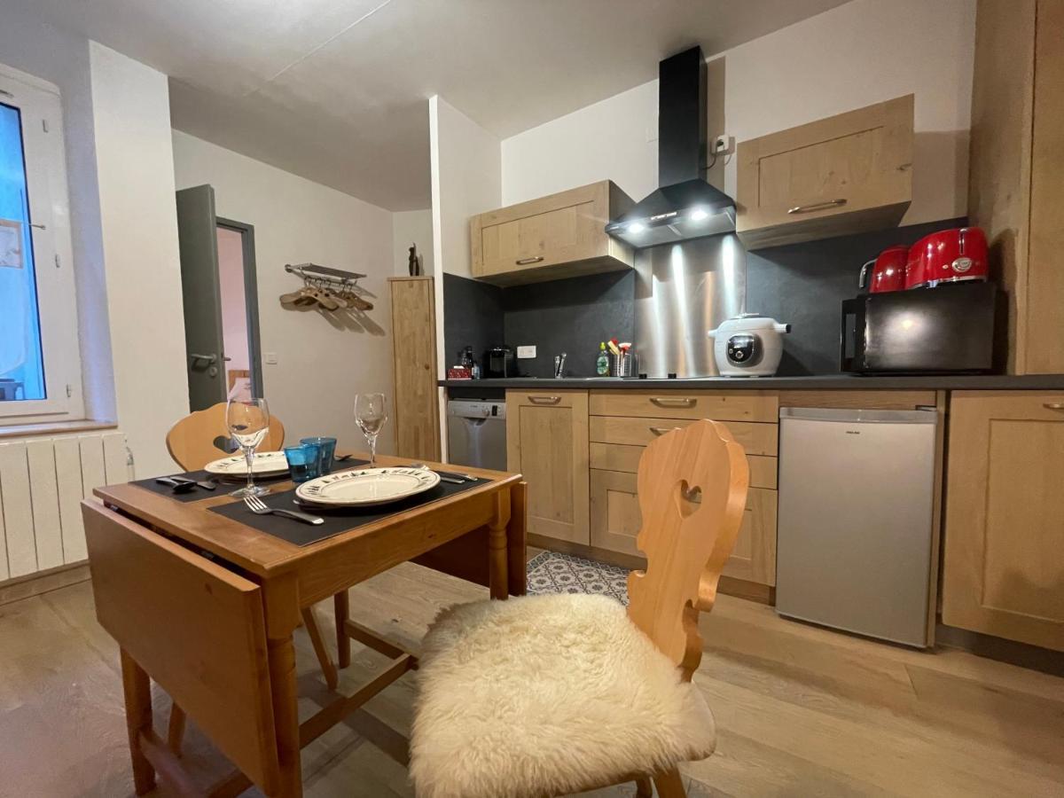 T2 30M2 Plein Centre, Lit Fait, Linge Fourni, Wifi Apartment โกเตอเรต์ ภายนอก รูปภาพ